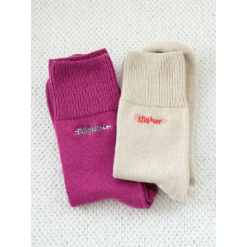 Merinosocken in den Farben pink und beige